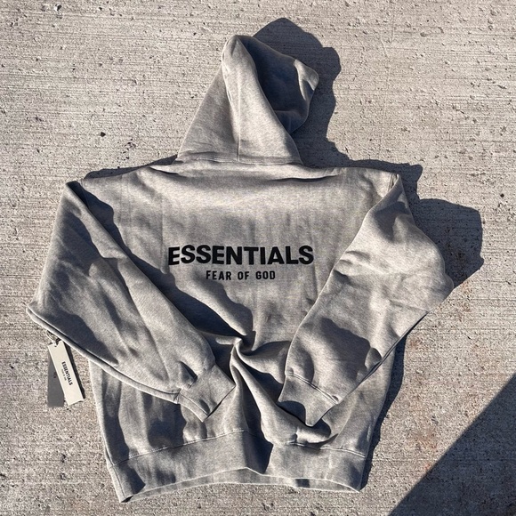Essentials tracksuits - Picture 2 of 6